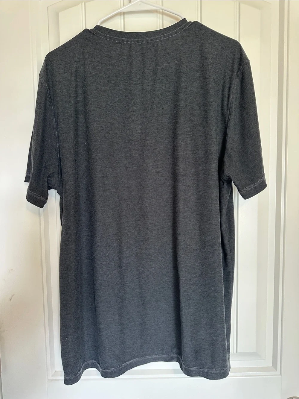 Vuori Charcoal Crew Neck Short Sleeve Tee - Picture 2 of 2